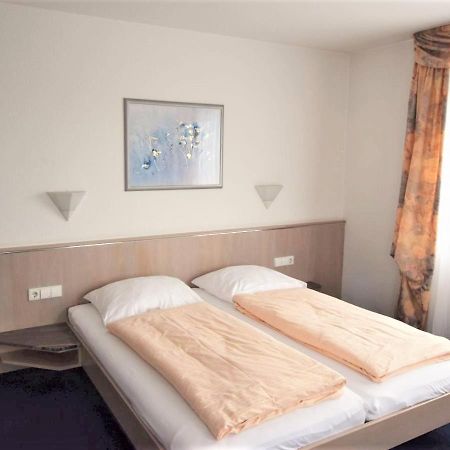 Hotel Alena - Kontaktlos Check-In Филдерщат Екстериор снимка