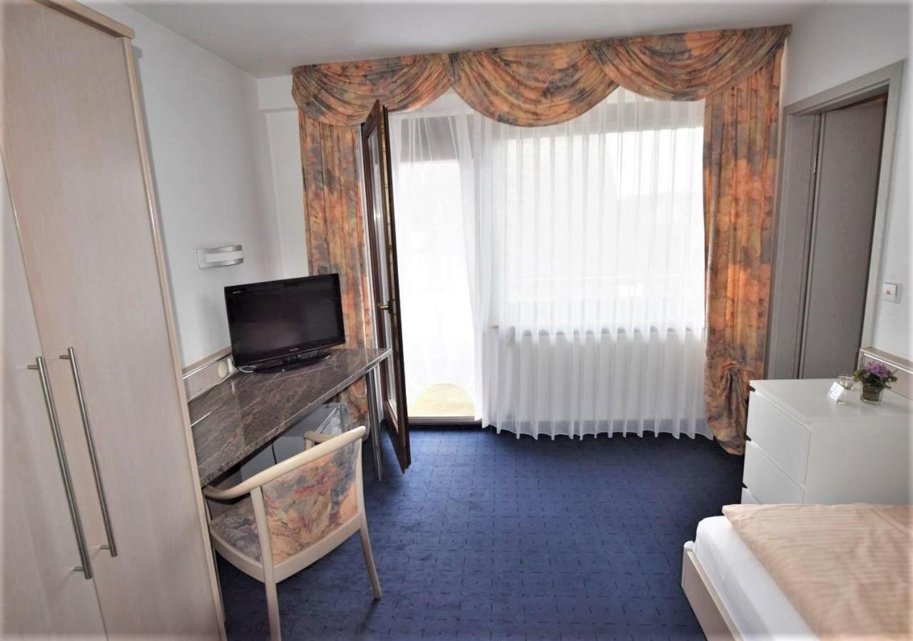 Hotel Alena - Kontaktlos Check-In Филдерщат Екстериор снимка