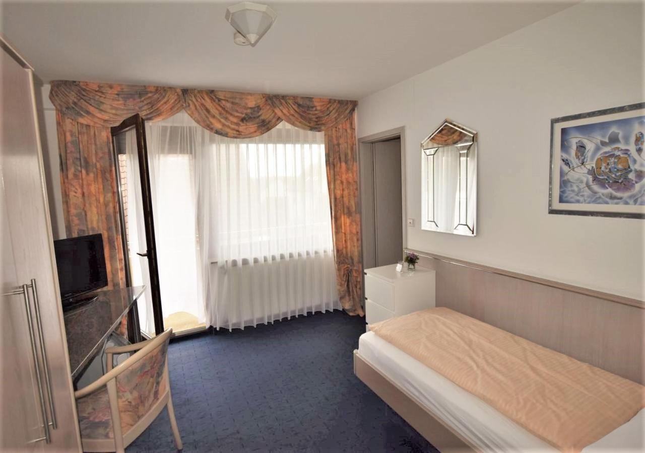 Hotel Alena - Kontaktlos Check-In Филдерщат Екстериор снимка